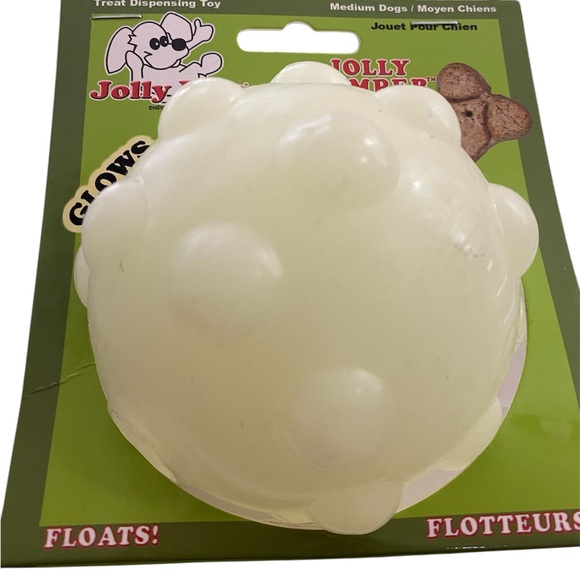 Jolly Pets Jolly Jumper Glow in Dark Floats Treat Dispenser Ball Size M NEW - Picture 3 of 7